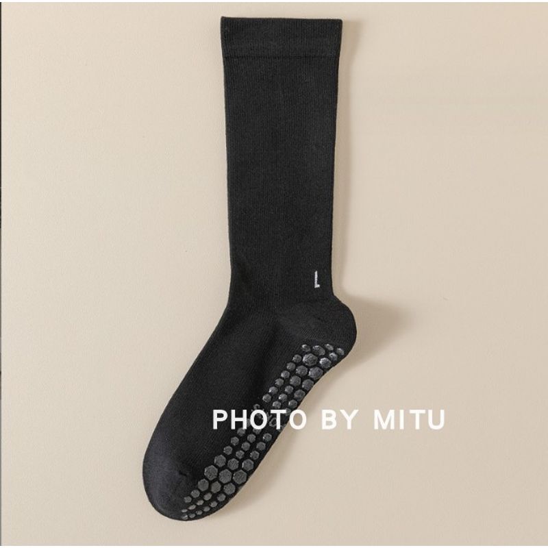 

Professional Fitness Dance Pressure Long Yoga Socks Black