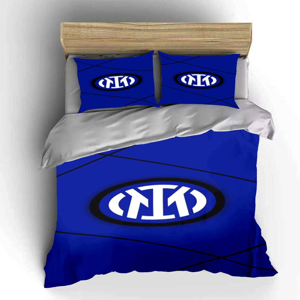 Set Biancheria da Letto Blu con Logo Set Biancheria da Letto (1 copripiumino, 2 federe, piumino non incluso)