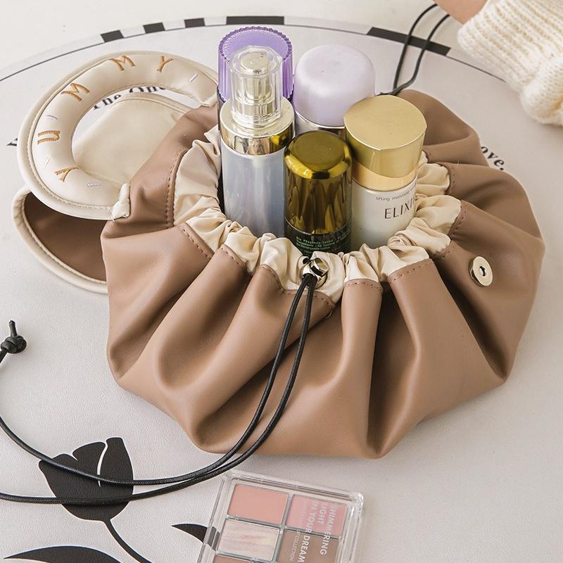 1 Stück Neue Faule Kordelzug Kosmetiktasche Damen Tragbar Wasserdicht PU Reise Waschtasche Tragbare Aufbewahrungstasche Box Box Premium