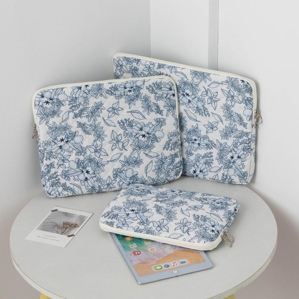 Korean Floral Laptop Sleeve – 11, 13, 15 Inch Protection
