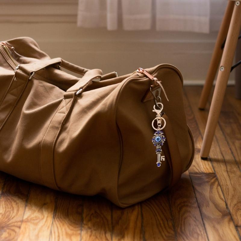 Skyddande symbol nyckelring modeaccessoar för nycklar väskor presenter