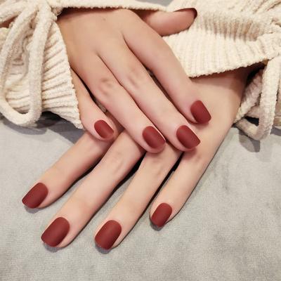 Press On Nails Breve Press On Manicure 24 pezzi Unghie artificiali Gel colla su unghie finte per donne e ragazze