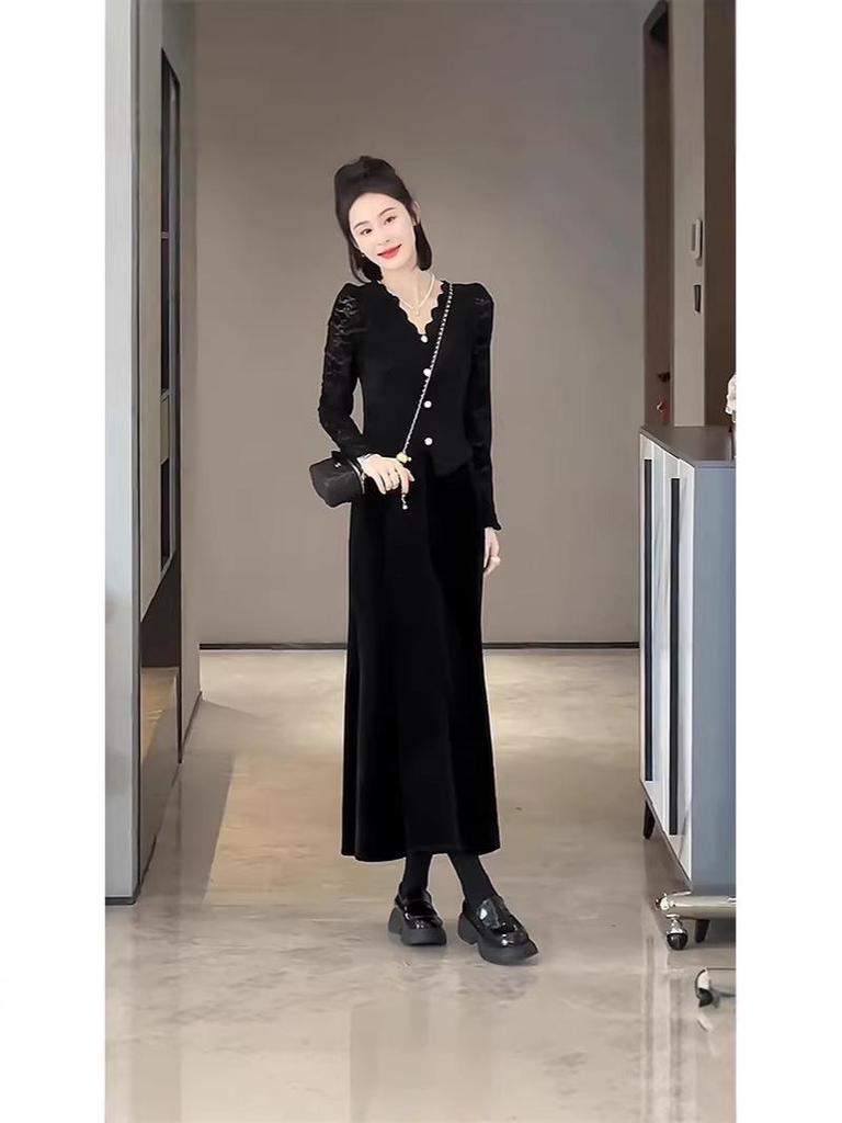 Women's Black Gold Velvet High Waist Slit Skirt - Elegant Mid-Length Tube for Spring/Autumn 2026