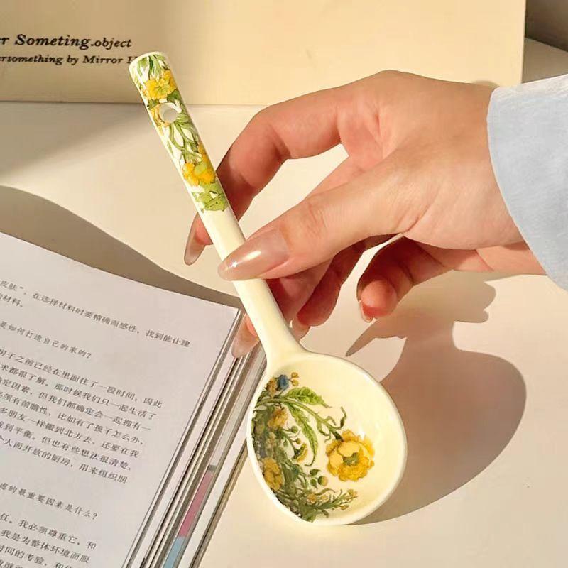 High-value long-handled ceramic spoon, household soup spoon, cute high-value coarse pottery spoon ins wind