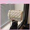Stylish Minimalist Single Shoulder Bag 2024 Spring Trendy Handbag For Women Chic Small Square Bag