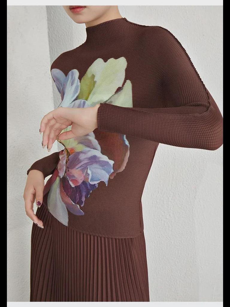 Women's Pleated Floral Two-Piece: Stand Collar Long Sleeve T-Shirt and Skirt