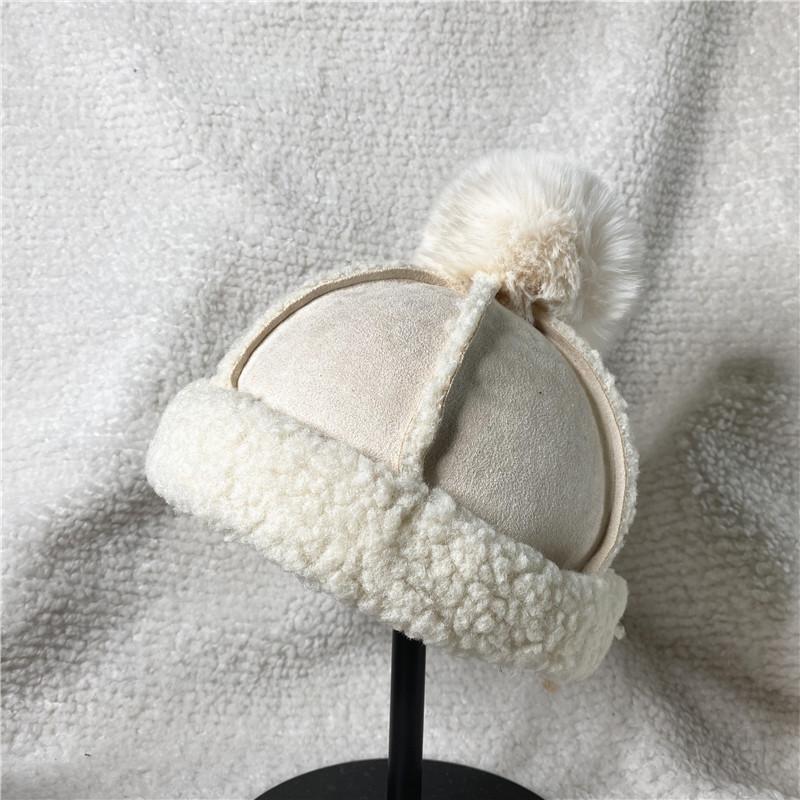 Lamb Wool Warm Hairball Melon Hat Winter Suede Couple Plush Hat Women