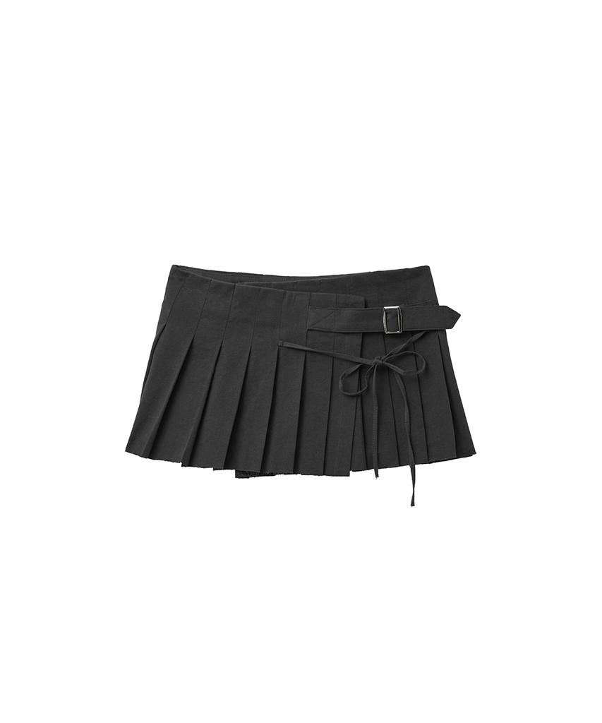 Yuupeu Rosy Pleated Wrap Skirt - Black