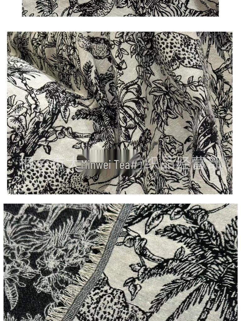 Vintage Black & White Jungle Print Polyester-Cotton Jacquard Fabric for Sofa, Pillow, Clothing, or Shoes