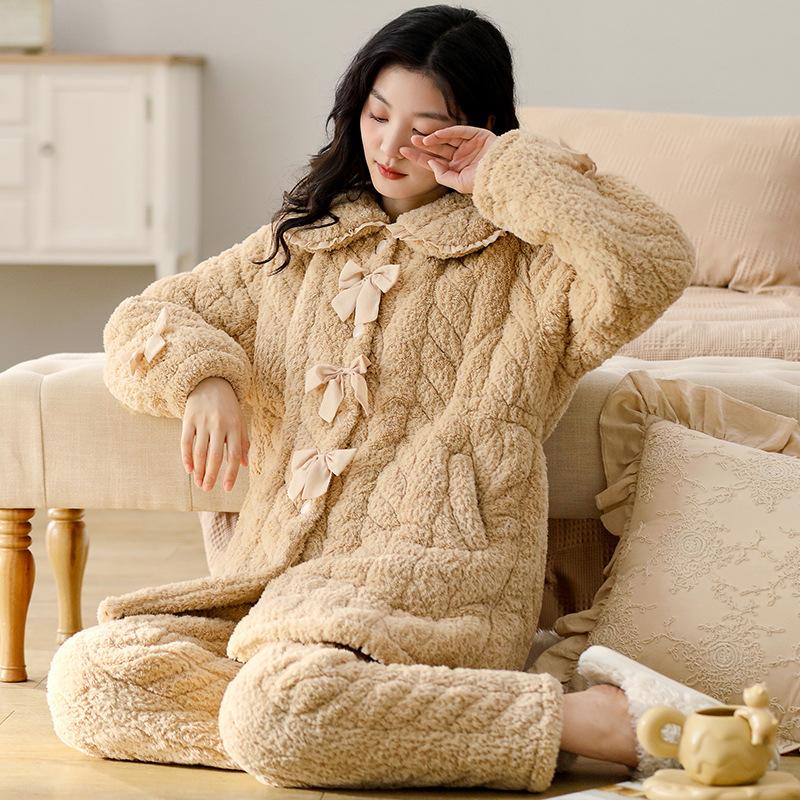 Coral Velvet Quilted Pajamas Women's Winter Three Layer Thick and Fleece Home Wear Women's Winter Flannel Thermal Set