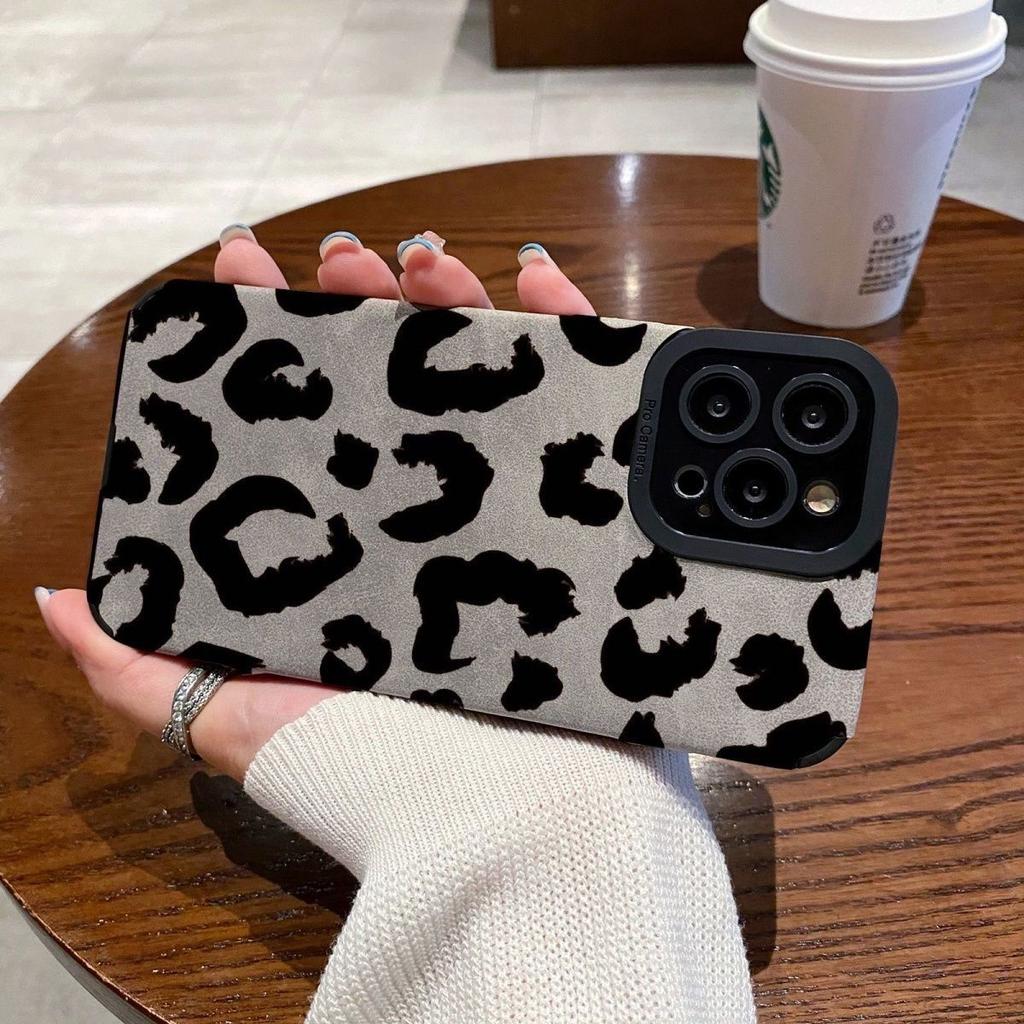 Retro Suede Milk Print Leopard Print Suitable for New Apple 16promax Anti Fall Case 15iphone14