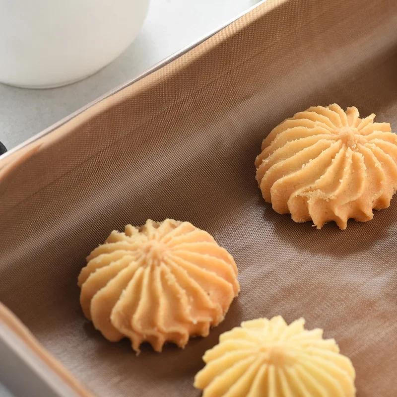 High Temperature Oil - proof Fiberglass Cloth Bake Pad, Thick Oven Resistant Baking and Cooking Tools