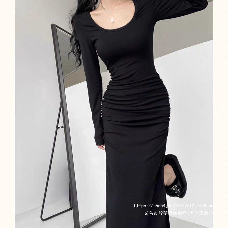 Pure desire sexy hottie low neck slim fit slim and thin pleated bottom skirt back split hip skirt long sleeve fishtail dress