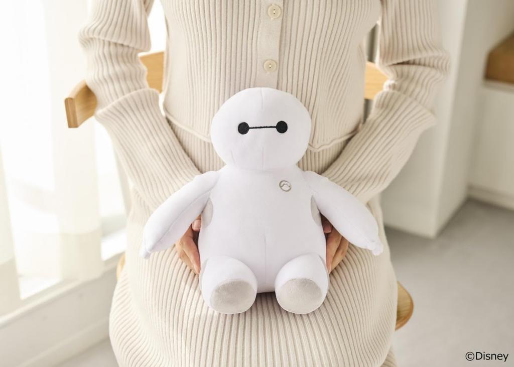 Disney Big Hero 6 Soft and Fluffy Cuddly Plush Toy Book Brand (Takarajimasha Mook)