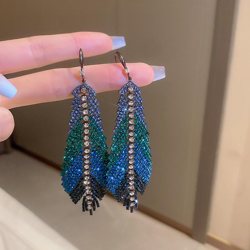 2023 Trendy Dame Øredobber med Lange Dusker og 925 Sterlingsølvnål