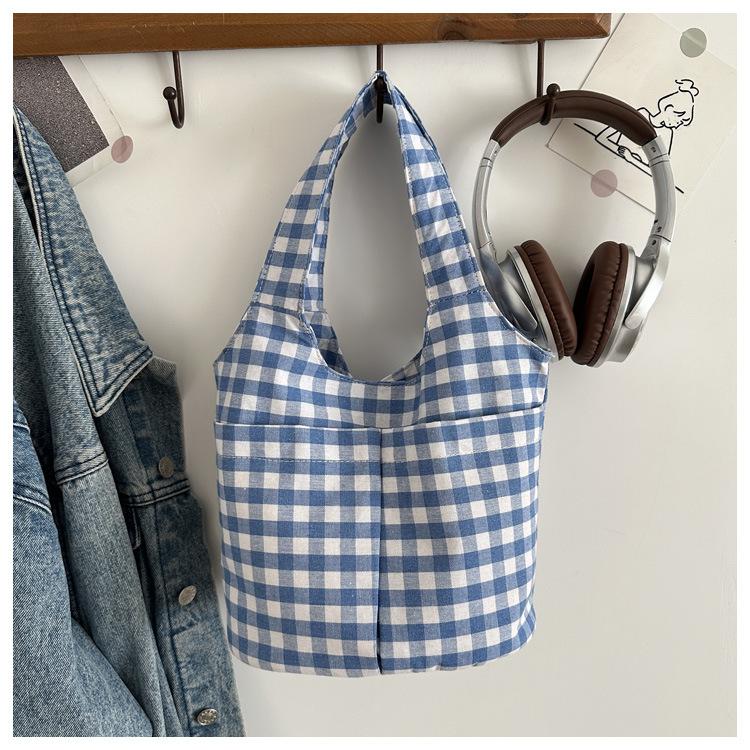 Korean Style Vintage Plaid Shoulder Bag Lightweight Large Capacity Casual Crossbody Bag for Women Versatile Texture Bucket Bag