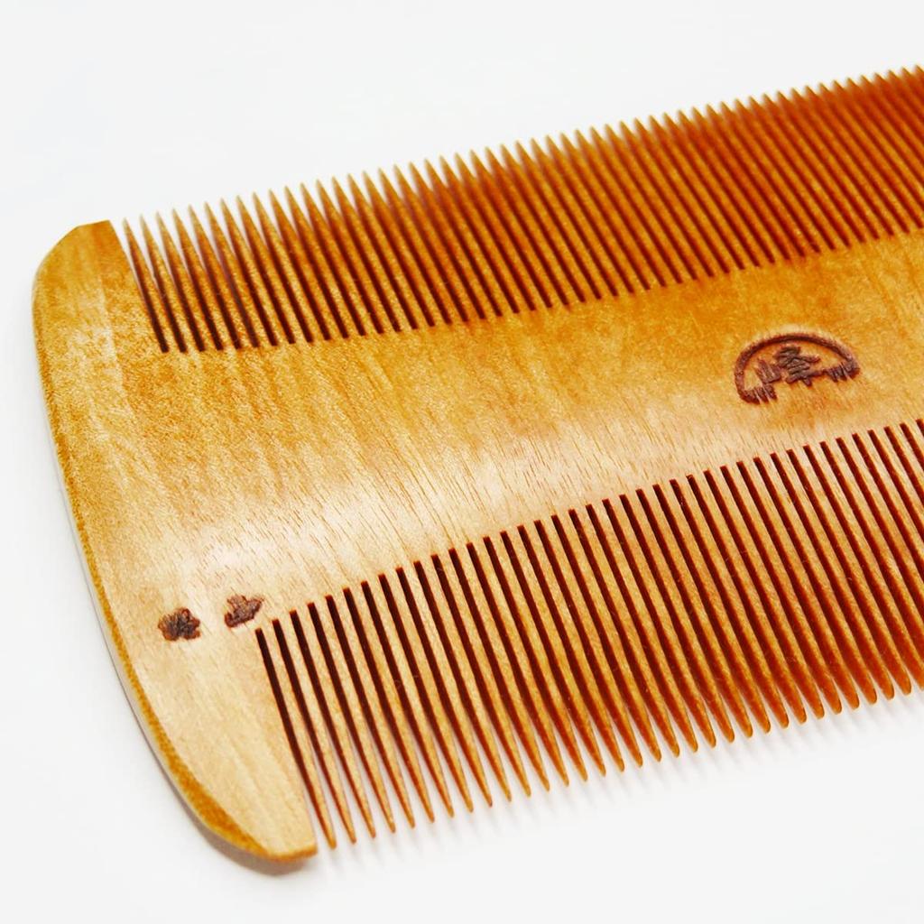 Minebari Comb Made by a Boxwood Comb Craftsman This comb is specialized for removing dust from Also suitable for lice removal fine teeth on both - -