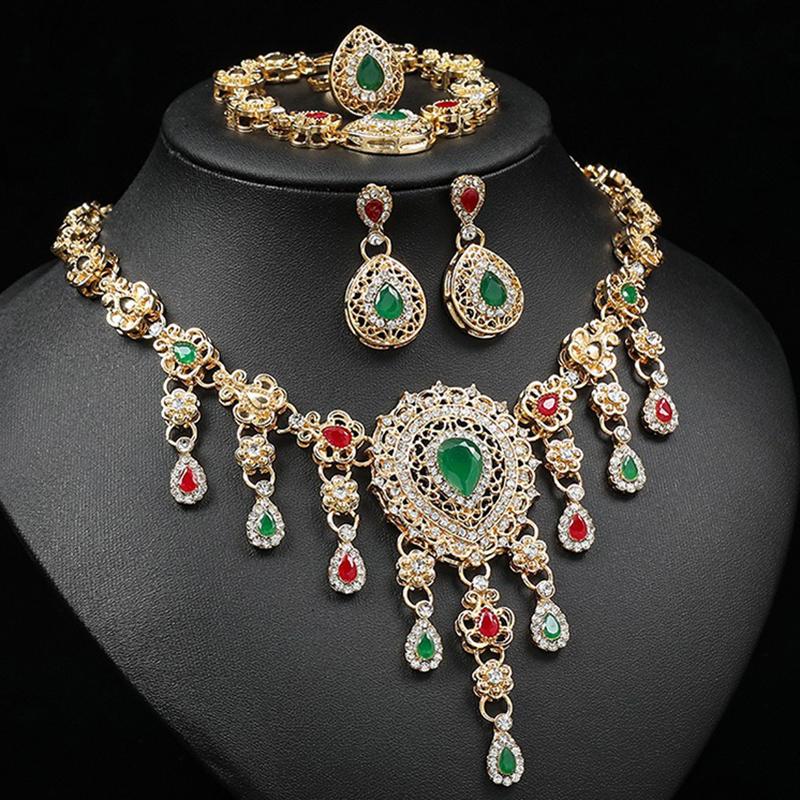 4pcs Of Water Droplet Inlaid Palace Style Necklace Earrings Bracelet Set High-end Luxury Women's Wedding Party Accessories