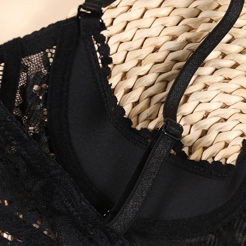 Sexy lingerie babes gather perspective anti-sagging thin lace bra