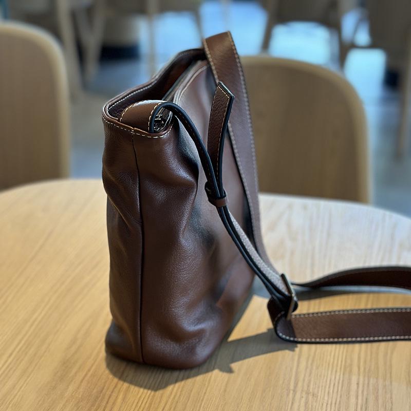 2026 Women's Retro Japanese Genuine Cowhide Shoulder Crossbody Bucket Bag