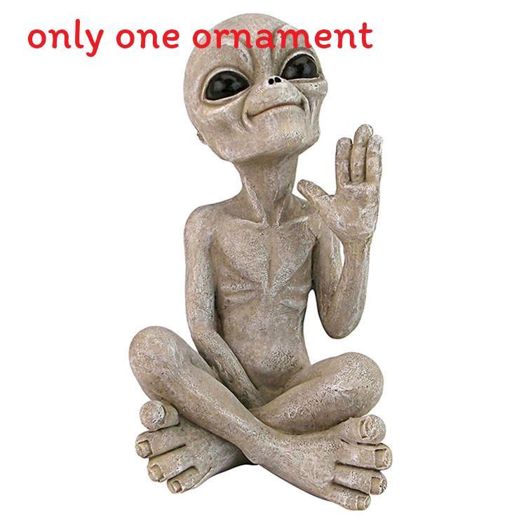 Resin Cat Dog Alien Statue With Artistic Design For Home Decor And Gift Giving
