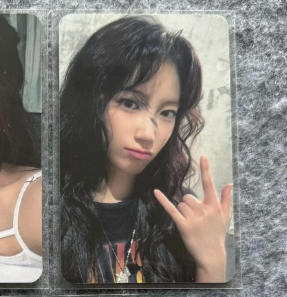 [USED] Luseraphim Kazuha CRAZY Oliveyoung Limited Edition Trading Card