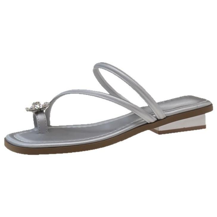 Square Head Rhinestone Cover Toe Cool Slippers Female Summer 2025 New Low-heeled Fairy Wind with Skirt Beach Cool Slippers