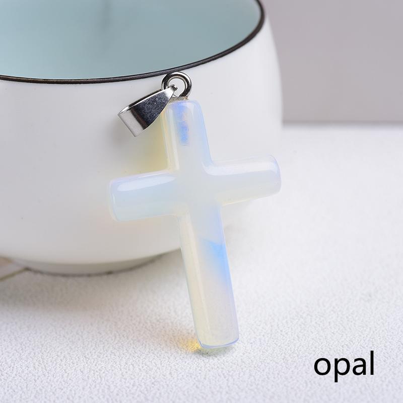 Hi Multi-Specifications Natural Crystal Cross Pendant Christian Jesus Catholic Cross Necklace Unisex Church Christian Crystal Jewelry