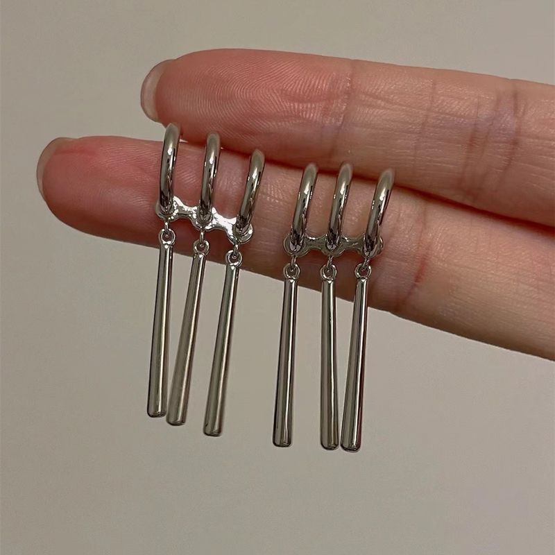 1 Paar One Piece Zoro Anime Ohrringe Frauen Männer Cosplay Ohrringe Piercing Schmuck Mode Gefälschte Triple Ohrring Baumeln Lange Earing