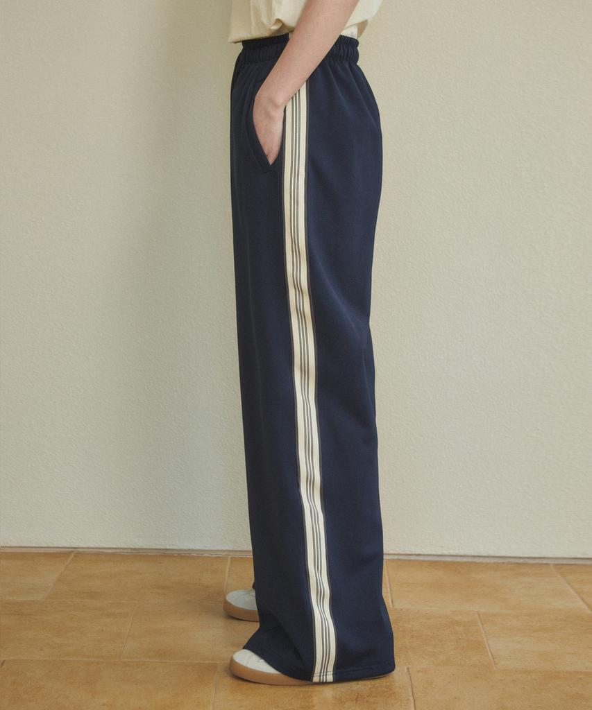Wednesday Oasis For Woman W/Essential Line Track Pants (3 Colors)