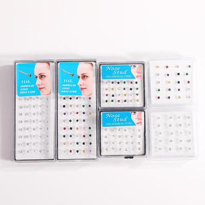 Clous de nez élégants en pierre blanche: Accessoires de Piercing Chic et Tendance pour Dames.