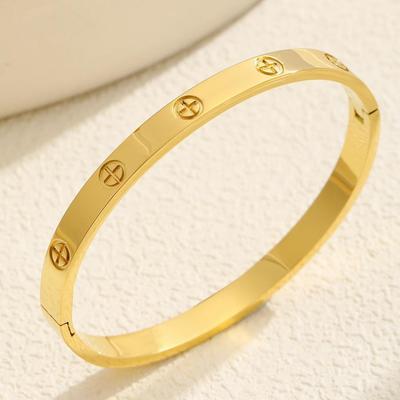 Elegante Braccialetto in Acciaio Titanio Ispirato a Cartier: Design Lussuoso, Inossidabile e Resistente allo Sbiadimento per Coppie