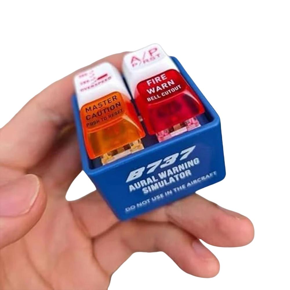 Airplane Alert Keychain with LED Light Pilot Keychain for Aviation Fans Handbag Women Men