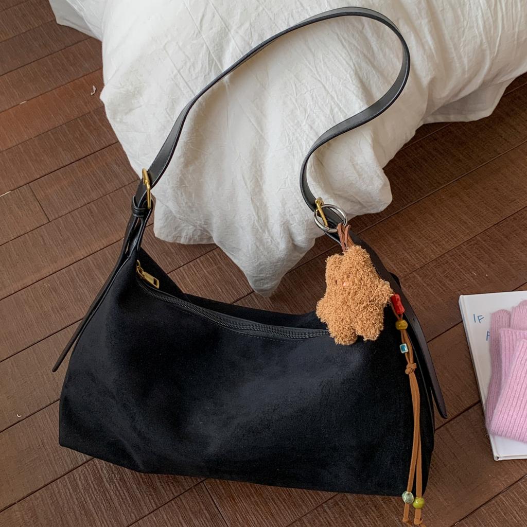 Retro Matte Niche Underarm Bag Women's 2025 Winter New Versatile Women's Bag Popular Messenger Bag Shoulder Tote Bag