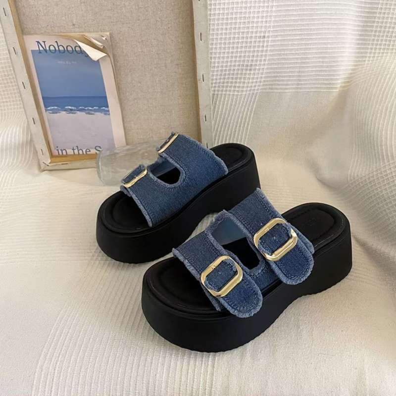 Thick-soled muffin sandals women's 2025 new versatile denim cloth slippers sports Roman sandals European goods trend increases women