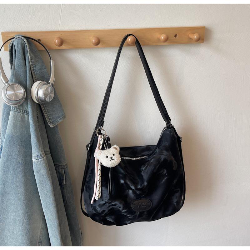 Large Capacity Pleated Soft Large Bag Commuter Bag New Versatile Tote Bag Shoulder Messenger Backpack