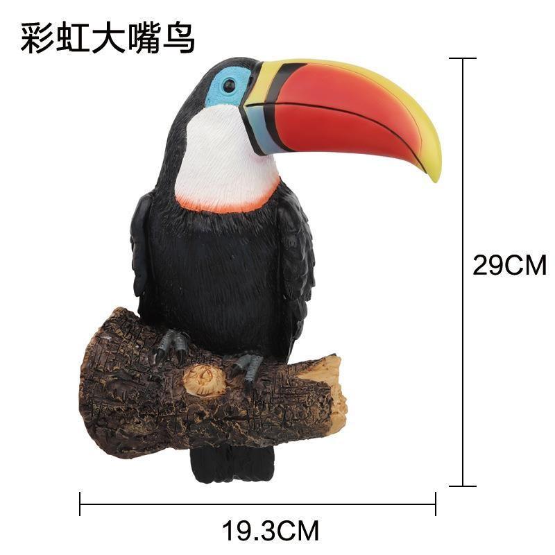 

New Toucan Bird Figurine Tree Hugger Decor Hanging Resin Ornaments Garden Statue Creative Simulation Animal Yard Wall Decoration