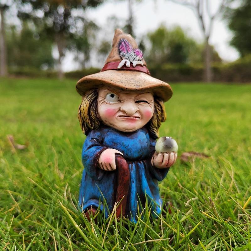 Halloween Magic Witch Statue Resin Handicraft Decorative Item for Halloween Decoration, Home Decoration, Garden and Courtyard.