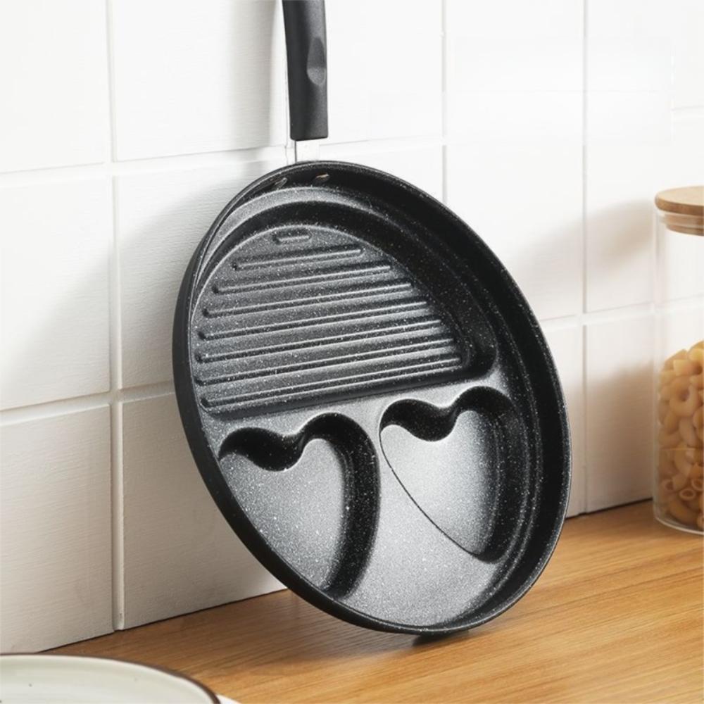 Poêle à Frire à 3/4 Trous Antiadhésive en Forme de Cœur pour Crêpes et Steak, Petit Déjeuner, Cuisson d'Œufs et de Burgers, Gaz, Induction