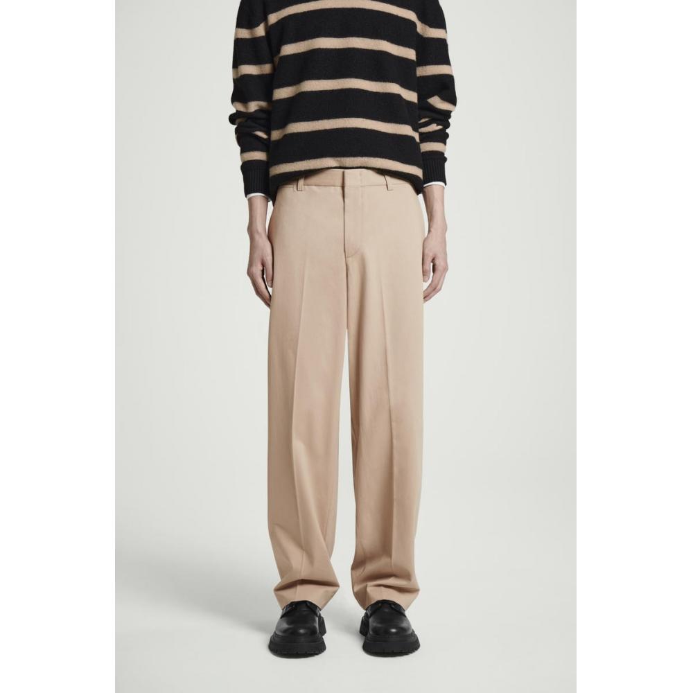 COS Japan Relaxed Fit Tapered Chinos