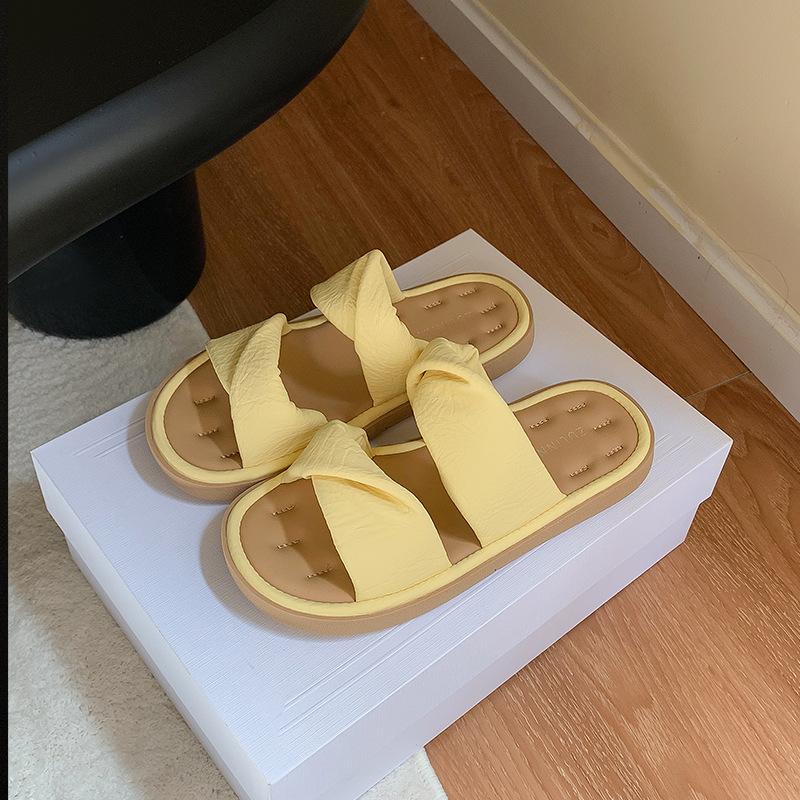 Thick-soled sofa soft slippers women's new summer flat-bottomed one-word comfortable cool slippers