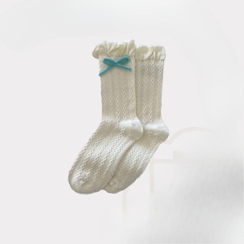 

Осенние повседневные и милые гольфы до середины икры с бантом, женские удобные хлопковые и льняные носки с цветочным узором, трендовые носки для колледжа 1 pair кремовый