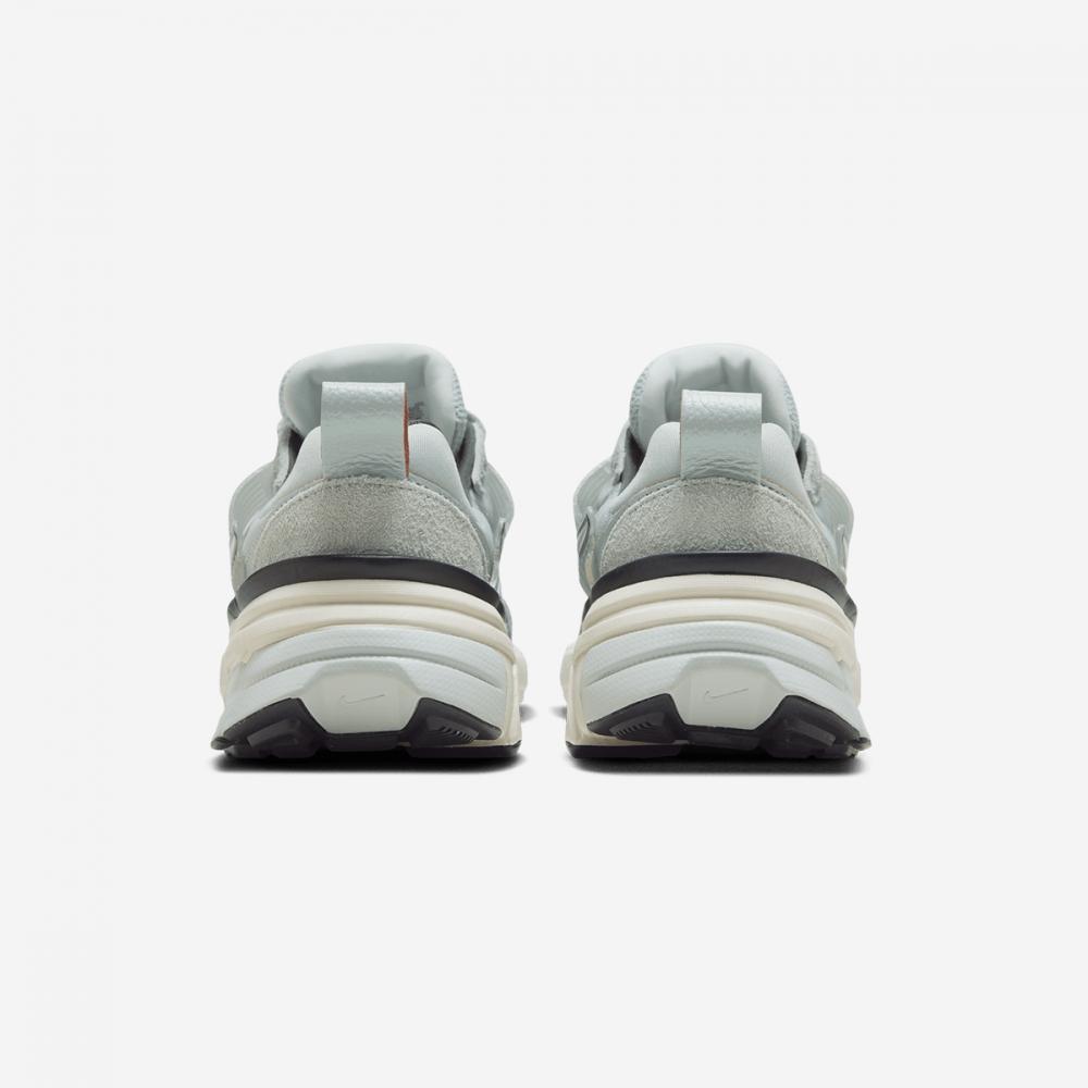 Nike W Nike V2k Run C.o.r. Fn6703 003