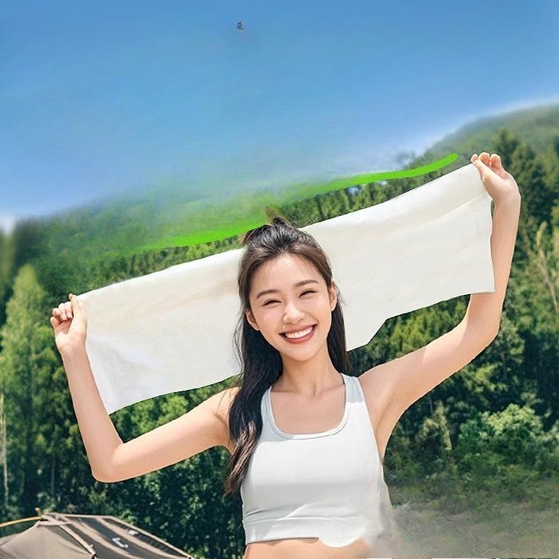 The Ice-feel Towel Stops Sweating, Is Cool and Refreshing, and Can Be Used To Wipe The Face for Cooling. It Is An Alcohol-free Disposable Wet Wipe