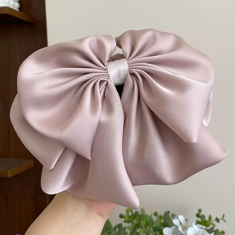 Elegant Retro Satin Bow Hair Clip for Women - Perfect for Low Ponytails and Head Ornaments