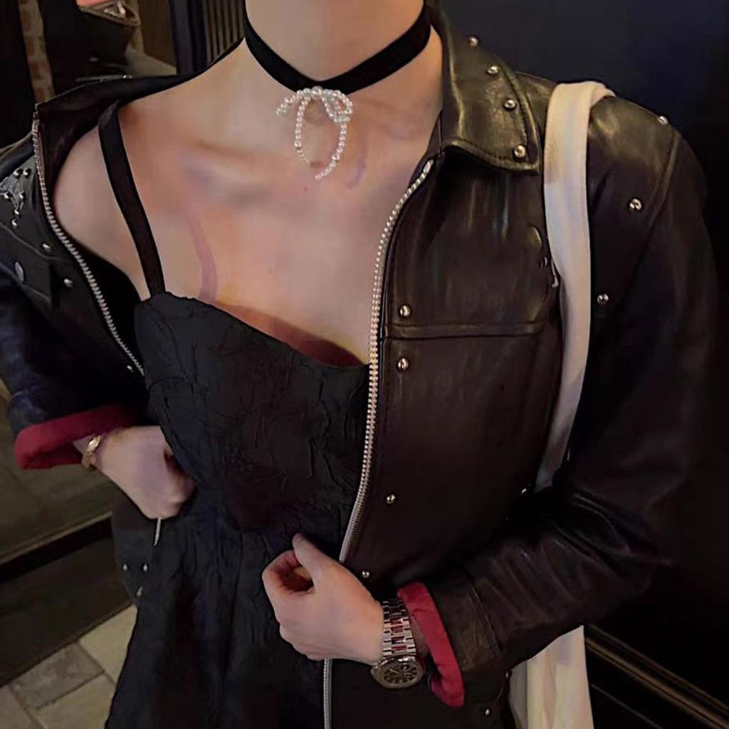 Punk Vintage Black Velvets Choker Necklace Pearls Bowknot Decor Temperament Clavicle Chain Jewelry for Women Girls