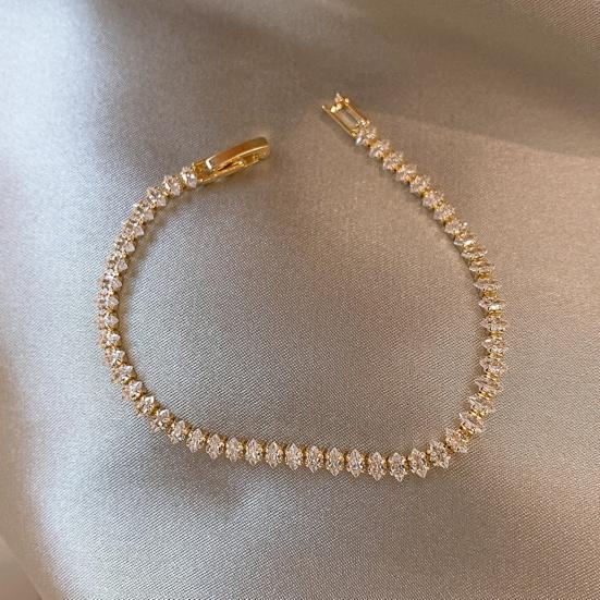 Zirconia Cubic Bracelet for Women Tear Drop Shaped Rhinestone Bracelet Wedding Bridal Jewelry for Anniversary Birthday Valentine's Day
