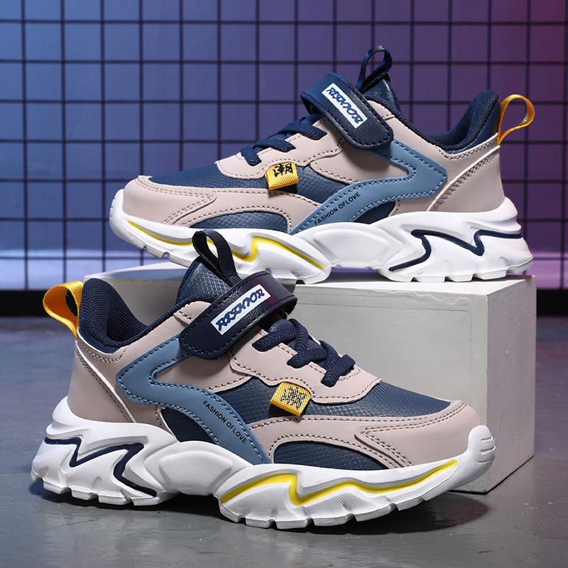 8938 Boys' Sports Shoes Autumn and Winter Leather Large Cotton Shoes Children's Velvet Middle and Older Children's Primary School Students Running Sh