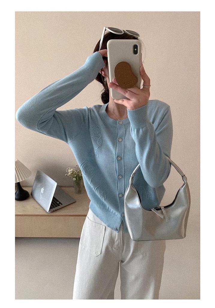 Women's Knit Cardigan Outerwear: Round Neck, Spring/Summer 2026 Fashionable Sweater Top.