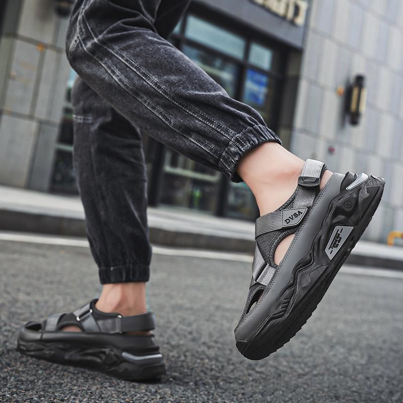 Fashion Sandals Men's Summer Outdoor Thick Soled Anti Slip Hollow Shoes Men's Water Wading Breathable Mesh Comfortable Beach Shoes